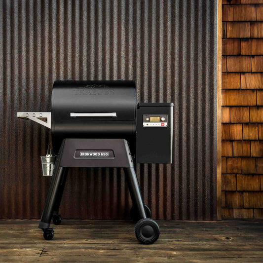 Traeger Ironwood 650 D2 Wood Pellet Grill Smoker BBQ - Free Bag of Pellets Included